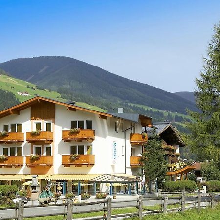 Aparthotel Garni Schranz Валд им Пинцгау Екстериор снимка